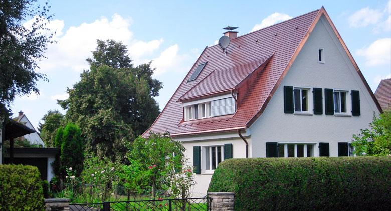 Energetische Dachsanierung mit Biberschwanzdeckung